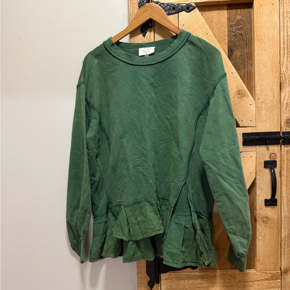 GREEN‎ COMFY CREWNECK - Picture 2 of 4
